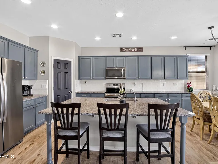 734 W Desert Seasons Dr — Photo 11