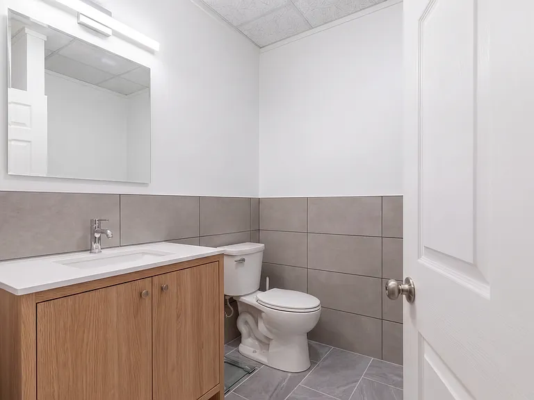 850 Grand Ave #101 — Photo 5