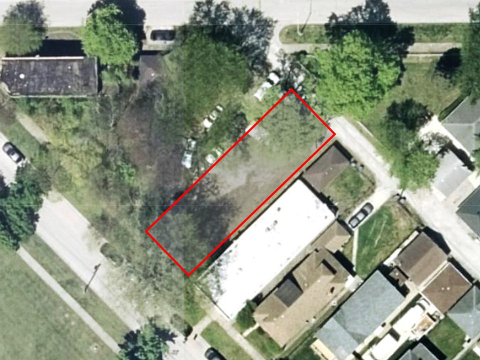 1st image of 13912 Chippewa Ave