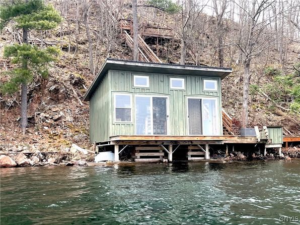 (undisclosed Address), Gouverneur, NY 13642