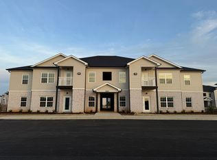 331 Hillview Mills Blvd, Bowling Green, KY 42101