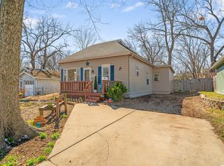 425 Indiana St, Lawrence, KS 66044