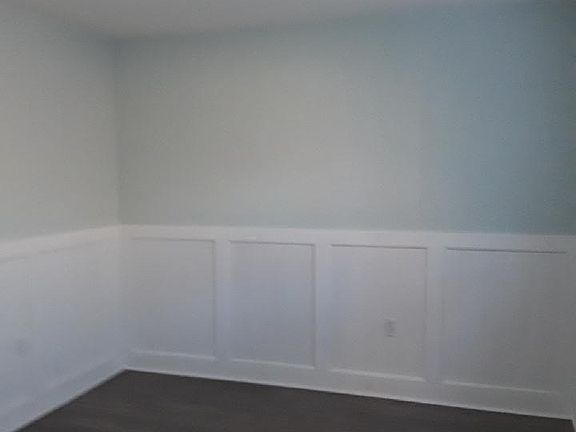 4th image of 810 Sycamore St