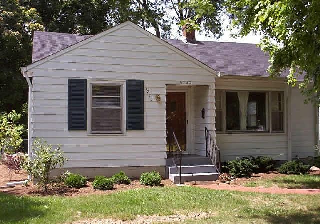 1st image of 5742 N Kingsley Dr