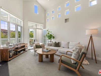 3002 3rd St Unit 304, Santa Monica, CA, 90405