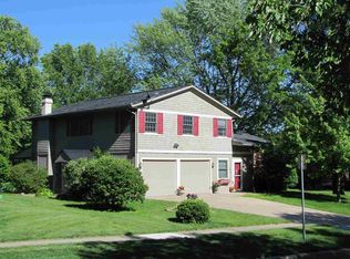 1038 Village Green Blvd, Iowa City, IA 52240