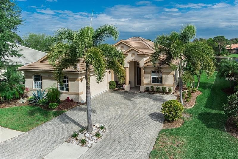 1st image of 4987 Bella Terra Dr