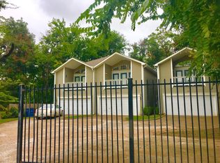 3729 Riverside Dr, Tulsa, OK 74105