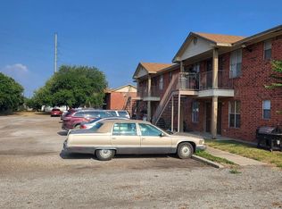 1703 S Washington St, Beeville, TX 78102