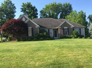 108 Golden Eagle Dr, Camillus, NY 13031