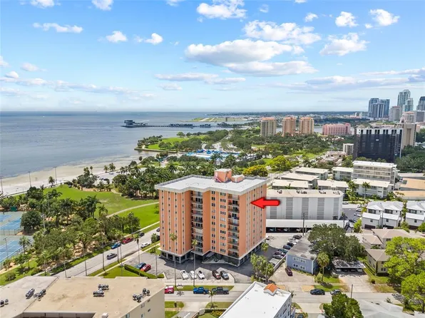 1120 N Shore Dr NE Unit 1004, Saint Petersburg, FL 33701
