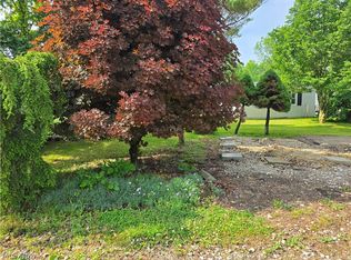 4877 Presidential Ave, Geneva, OH 44041