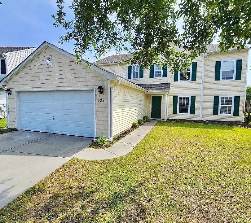 608 Twisted Willow Ct