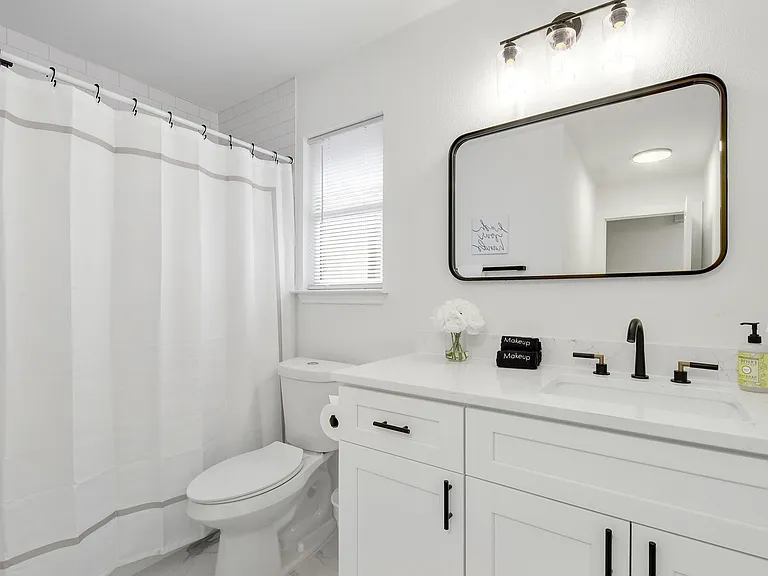 5225 Walnut Grove Ct — Photo 5