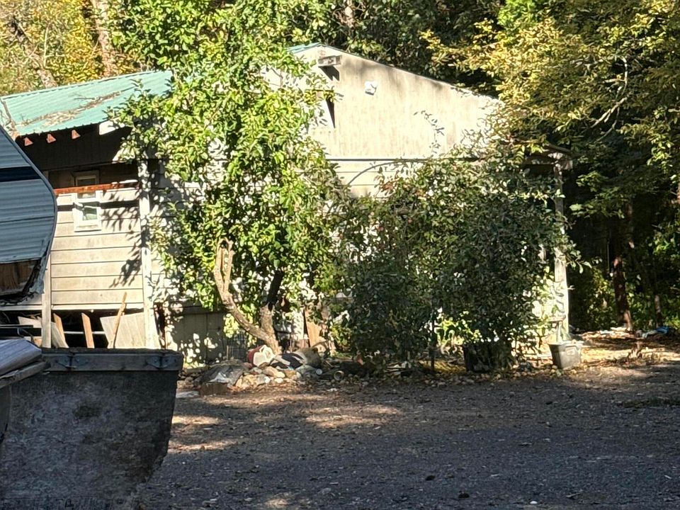 1st image of 17904 Redwood Hwy