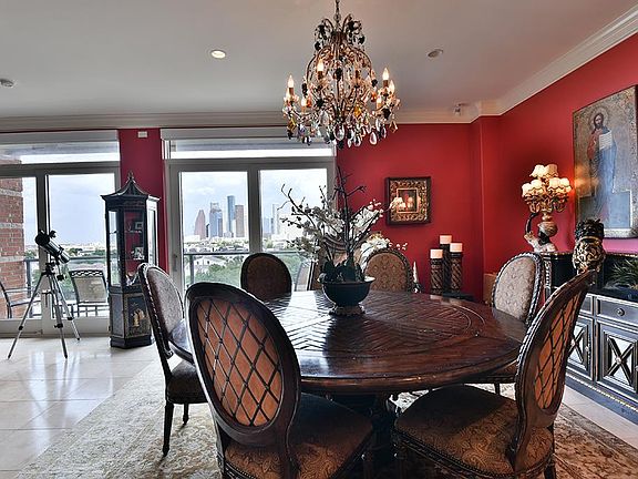 3rd image of 1419 Montrose Blvd Unit 703