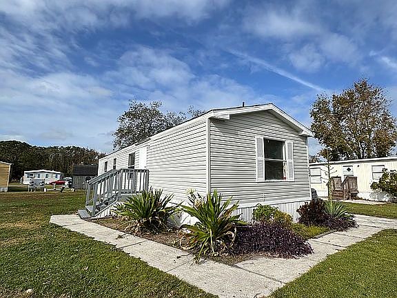 2nd image of 2266 Palma Ct #402
