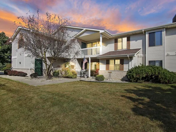 7202 98th AVENUE #K, Kenosha, WI 53142