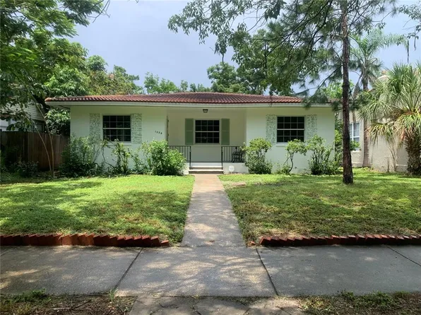 1236 15th St N, Saint Petersburg, FL 33705