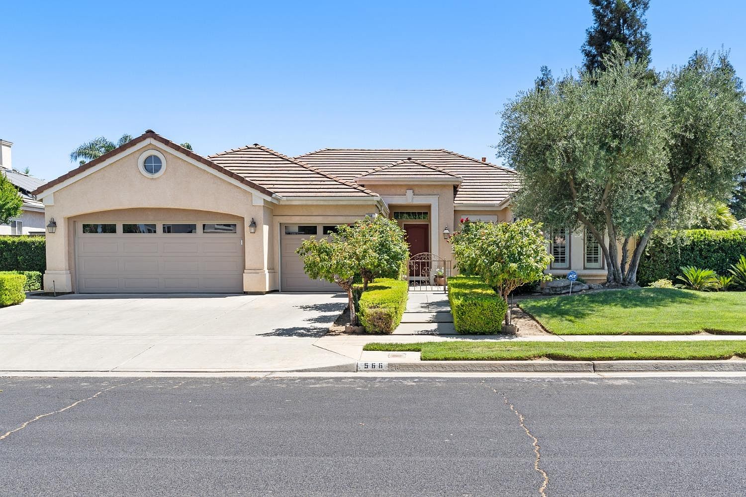 566 W Enterprise Ave, Clovis, CA 93619 Zillow