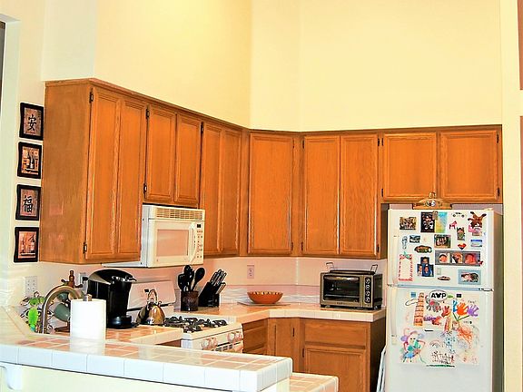 5th image of 2838 Bush Cir