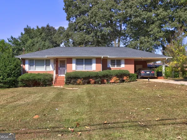 1527 Ridgewood Dr, Griffin, GA 30223