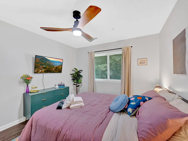 7540 Chatham Cir — Photo 22