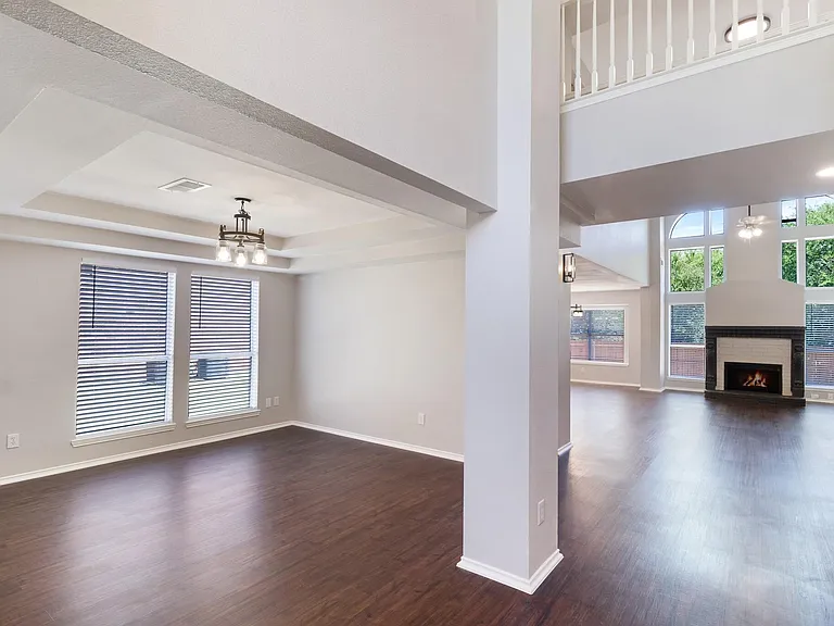 4729 Woodhaven Ln — Photo 10