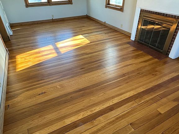 5th image of 542 Sycamore Rd