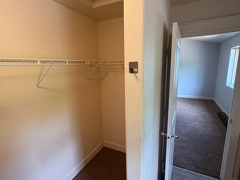 3137 NW 47th Dr — Photo 13