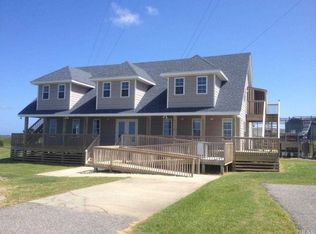 637 Harbor Rd, Wanchese, NC 27981