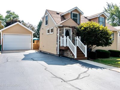 929 S Lombard Ave, Lombard, IL, 60148