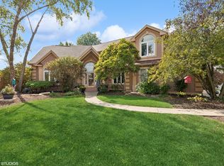 7359 Southwick Dr, Frankfort, IL 60423