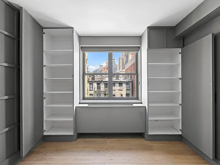 516 W 47th St #S6A — Photo 16