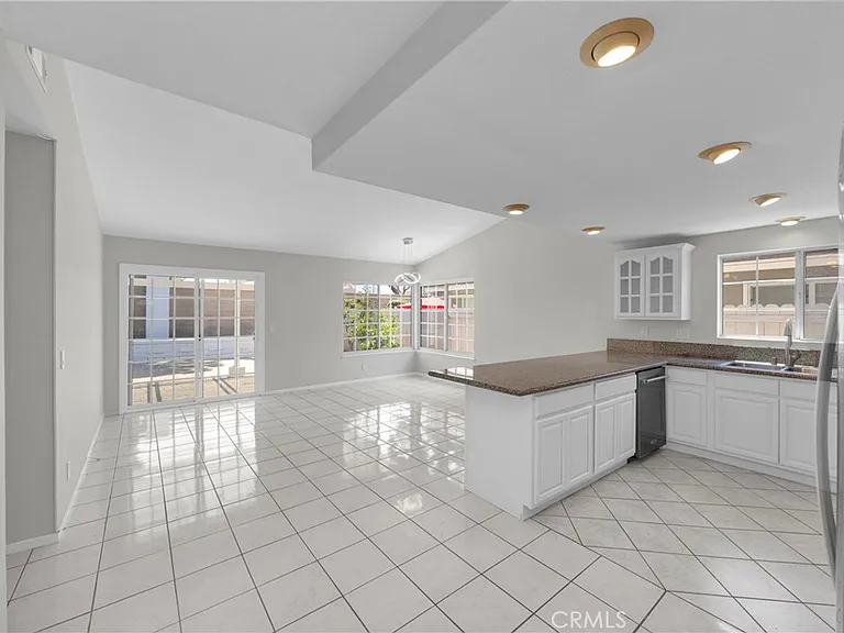 14232 Matisse Ave — Photo 9
