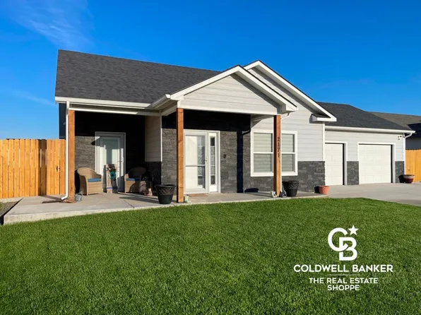 2171 Idlewild Way, Garden City, KS 67846