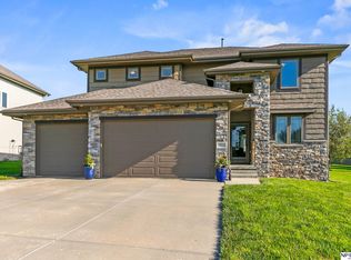19752 N St, Omaha, NE 68135