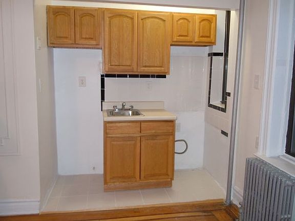 3rd image of 3420 30th St APT 3A