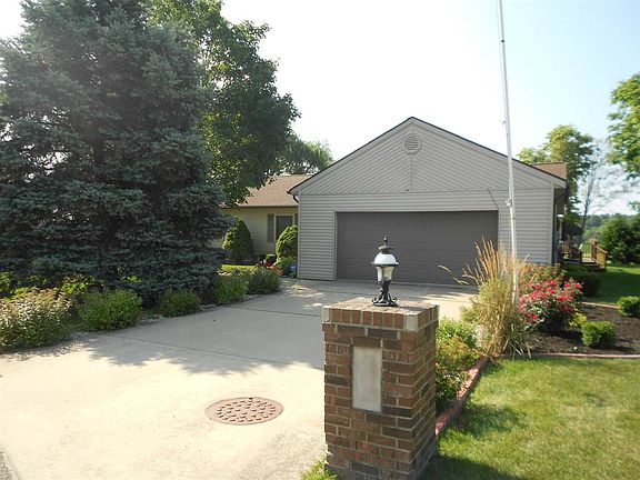 2nd image of 2602 S Bowyer Ct
