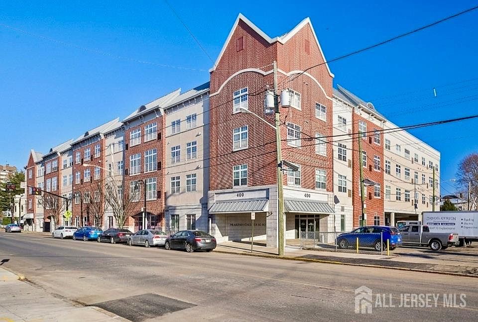 1st image of 400 E Front St APT 420