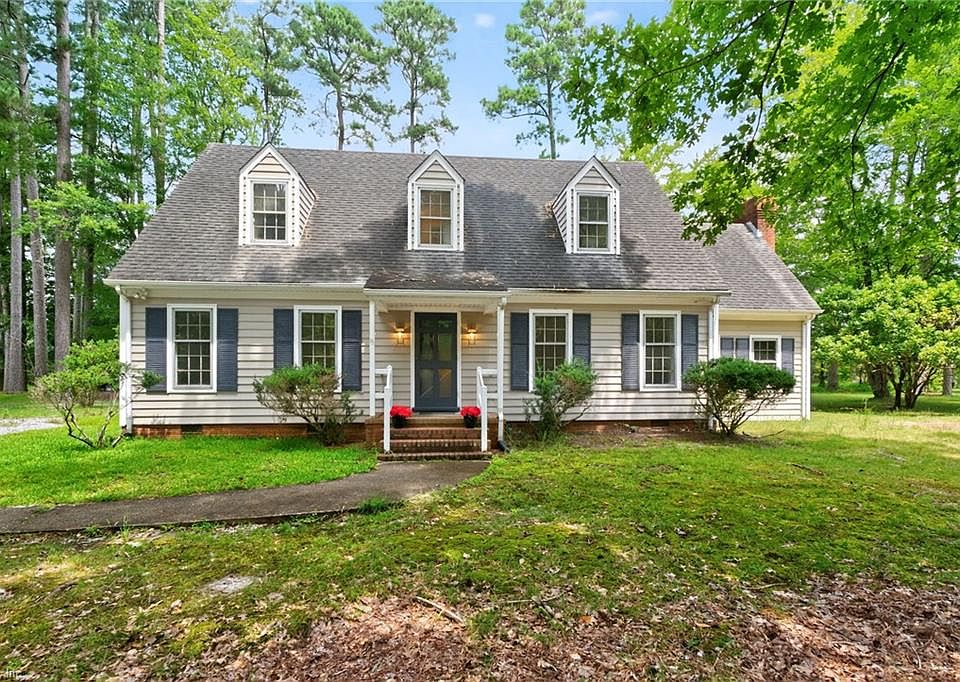 1st image of 144 Beechwood Dr