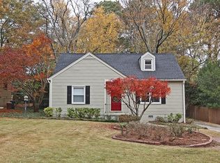 2402 Woodridge Dr, Decatur, GA 30033