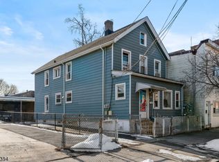 233 Autumn St FLOOR 2, Passaic, NJ 07055