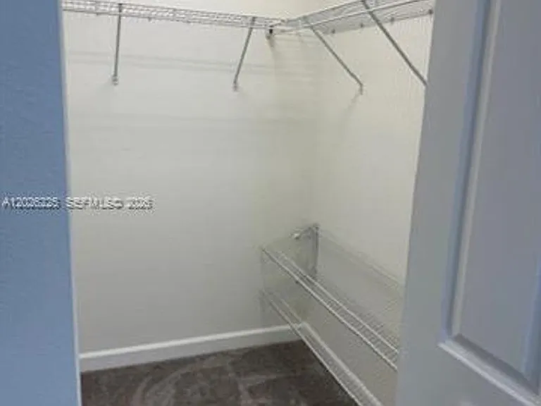 160 SE 23rd Ter — Photo 31