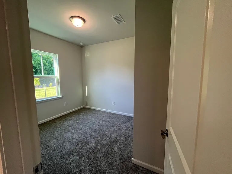 720 Branthurst Dr — Photo 9