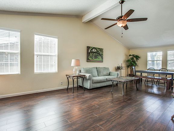 5th image of 805 Melrose Dr