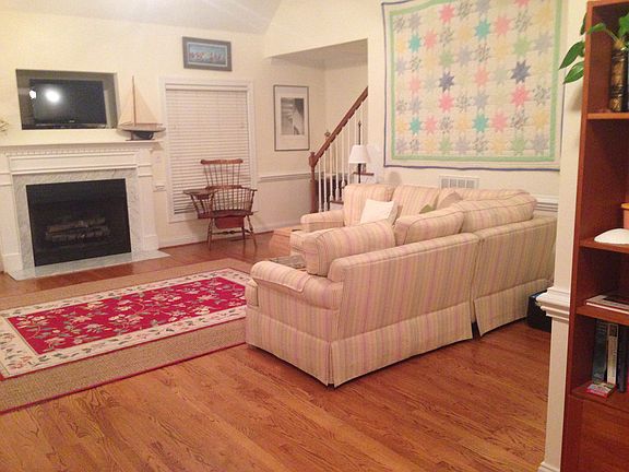 5th image of 676 Edenbrook Dr