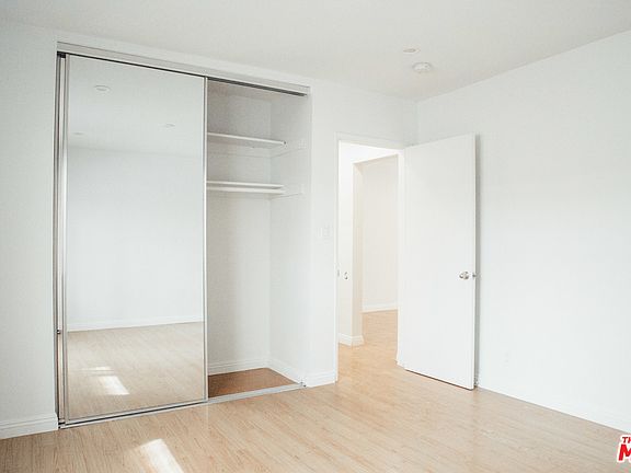 5th image of 1349 N Martel Ave