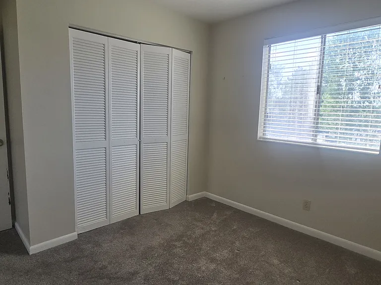1118 E 6600 S #C6 — Photo 13