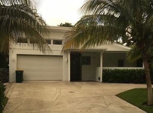 2908 Hawthorne Ct, Naples, FL 34104